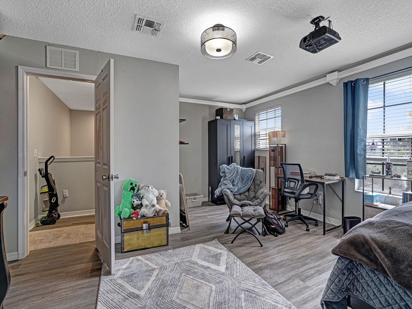 WORTHINGTON - Residential