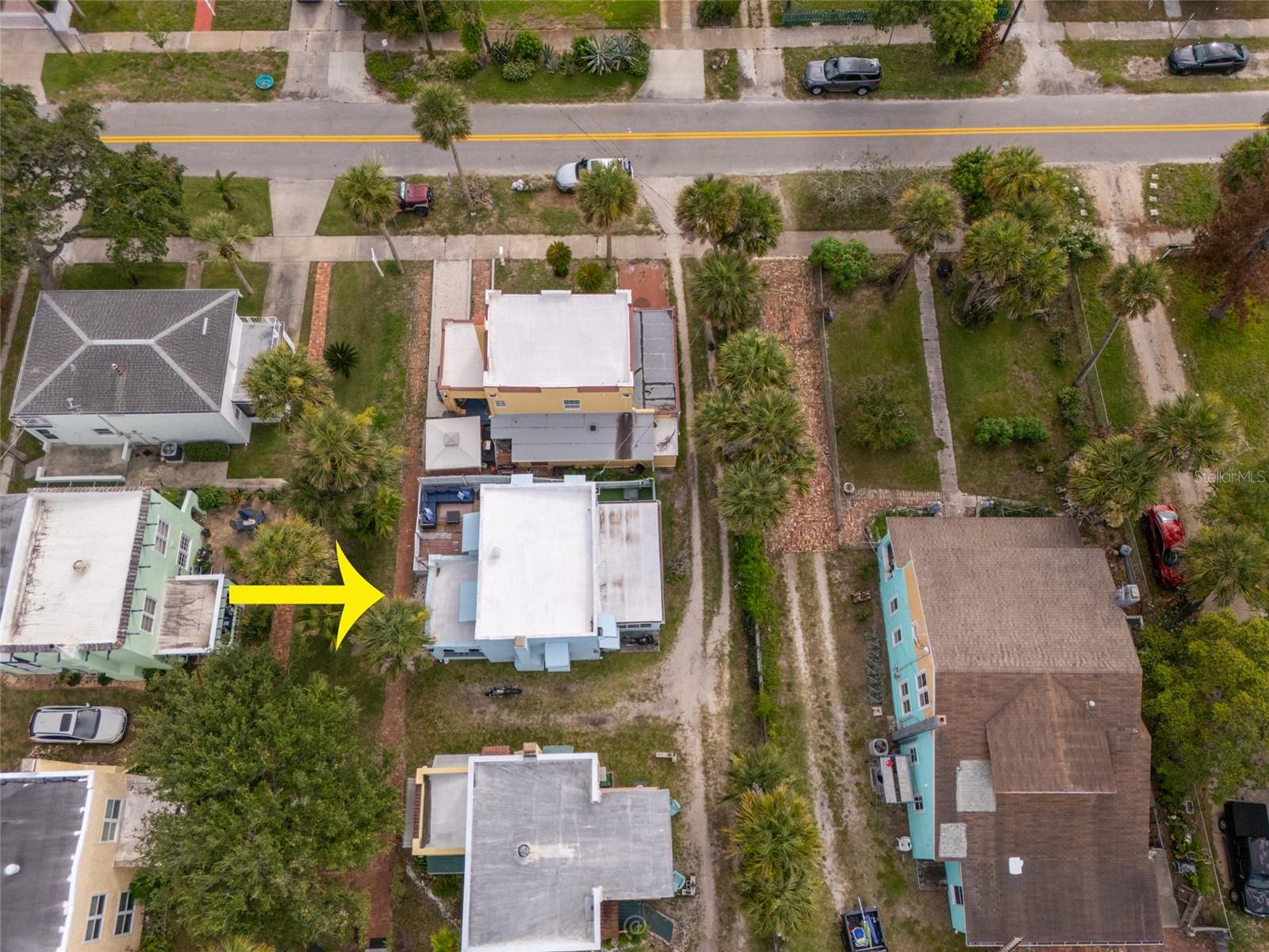 CLARENDON COURT BLK 31 EAST DAYTONA - Residential