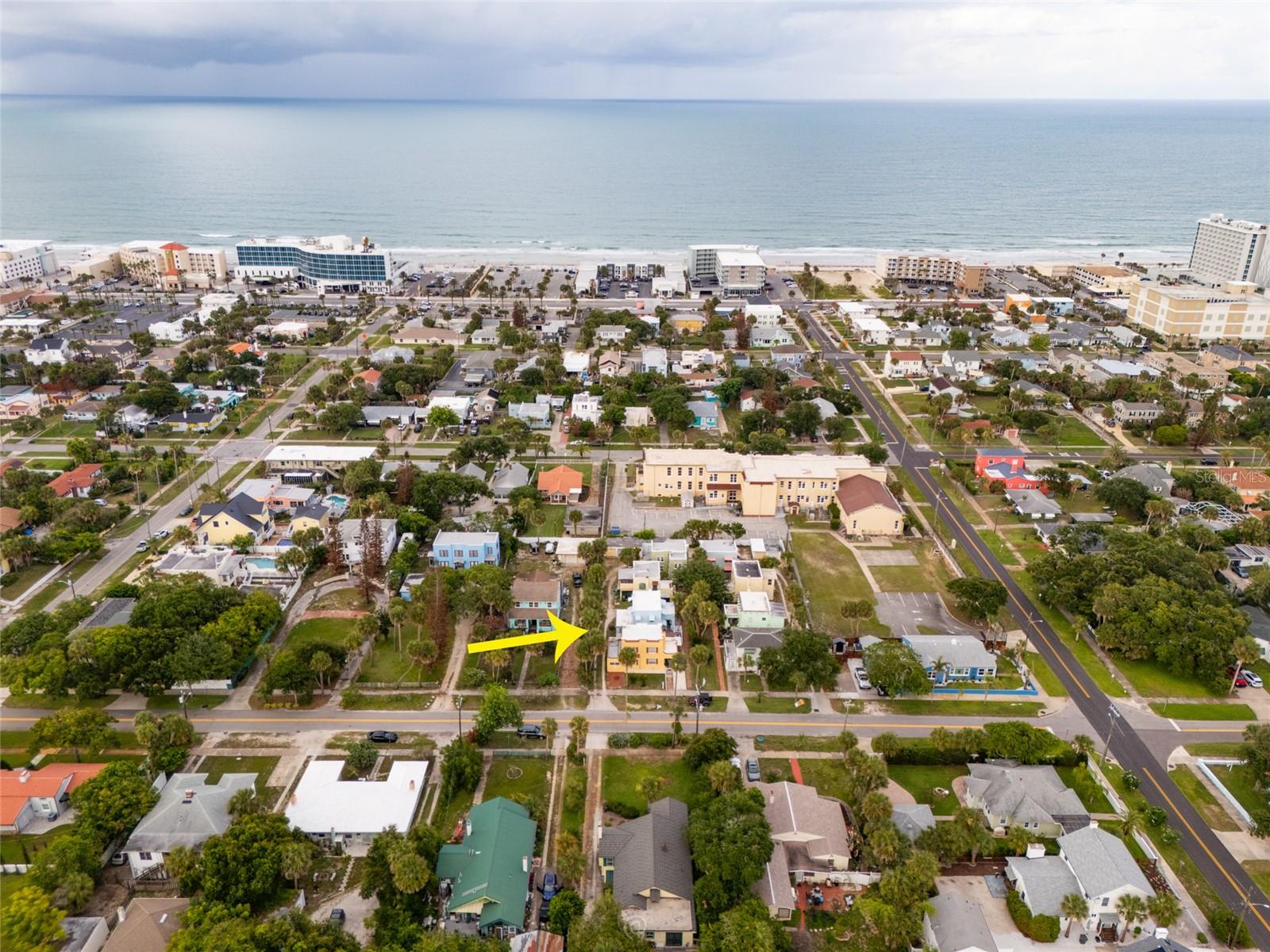 CLARENDON COURT BLK 31 EAST DAYTONA - Residential