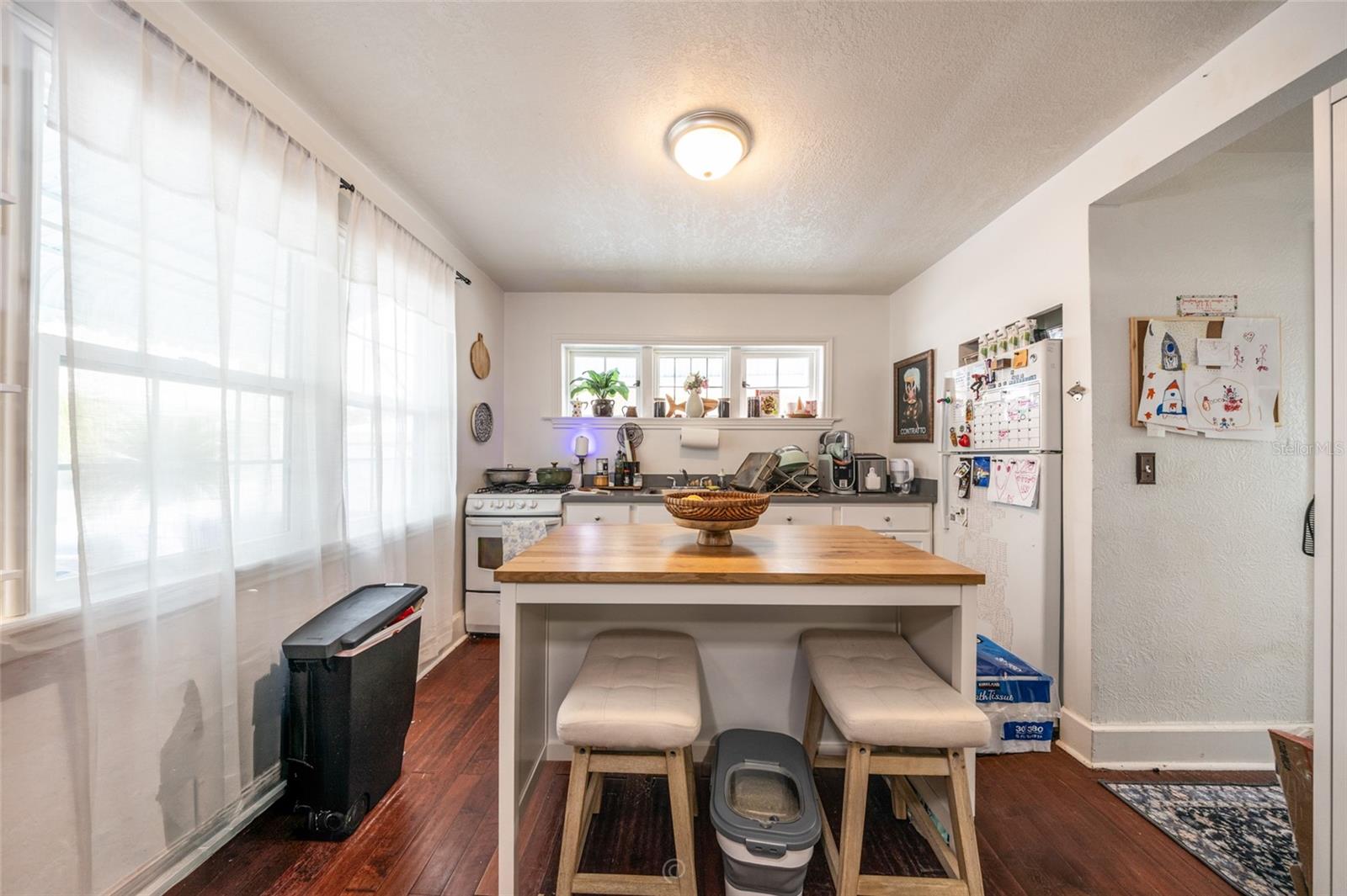 CLARENDON COURT BLK 31 EAST DAYTONA - Residential