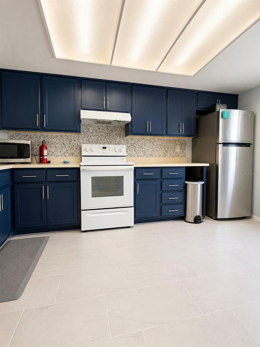 EAST LAKE WOODLANDS CONDO - Residential Lease