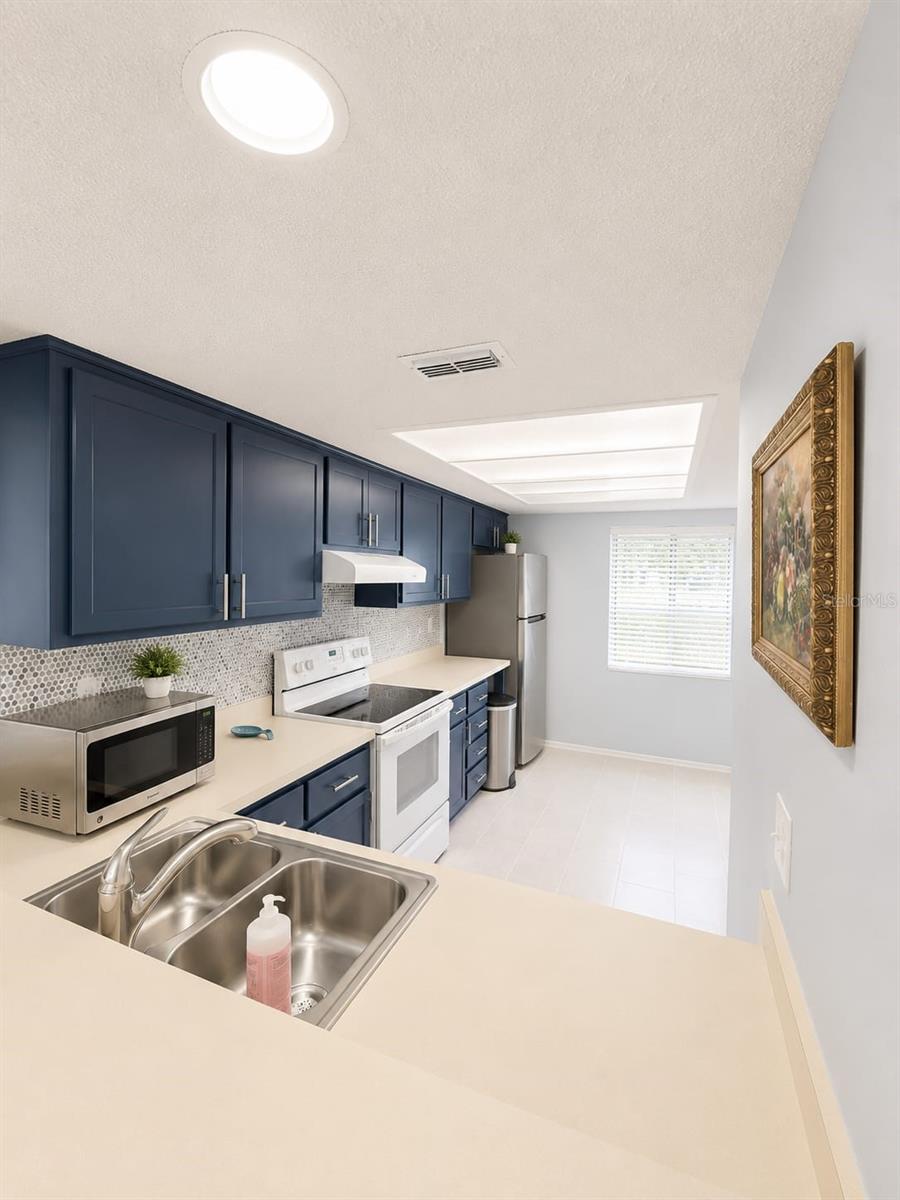 EAST LAKE WOODLANDS CONDO - Residential Lease