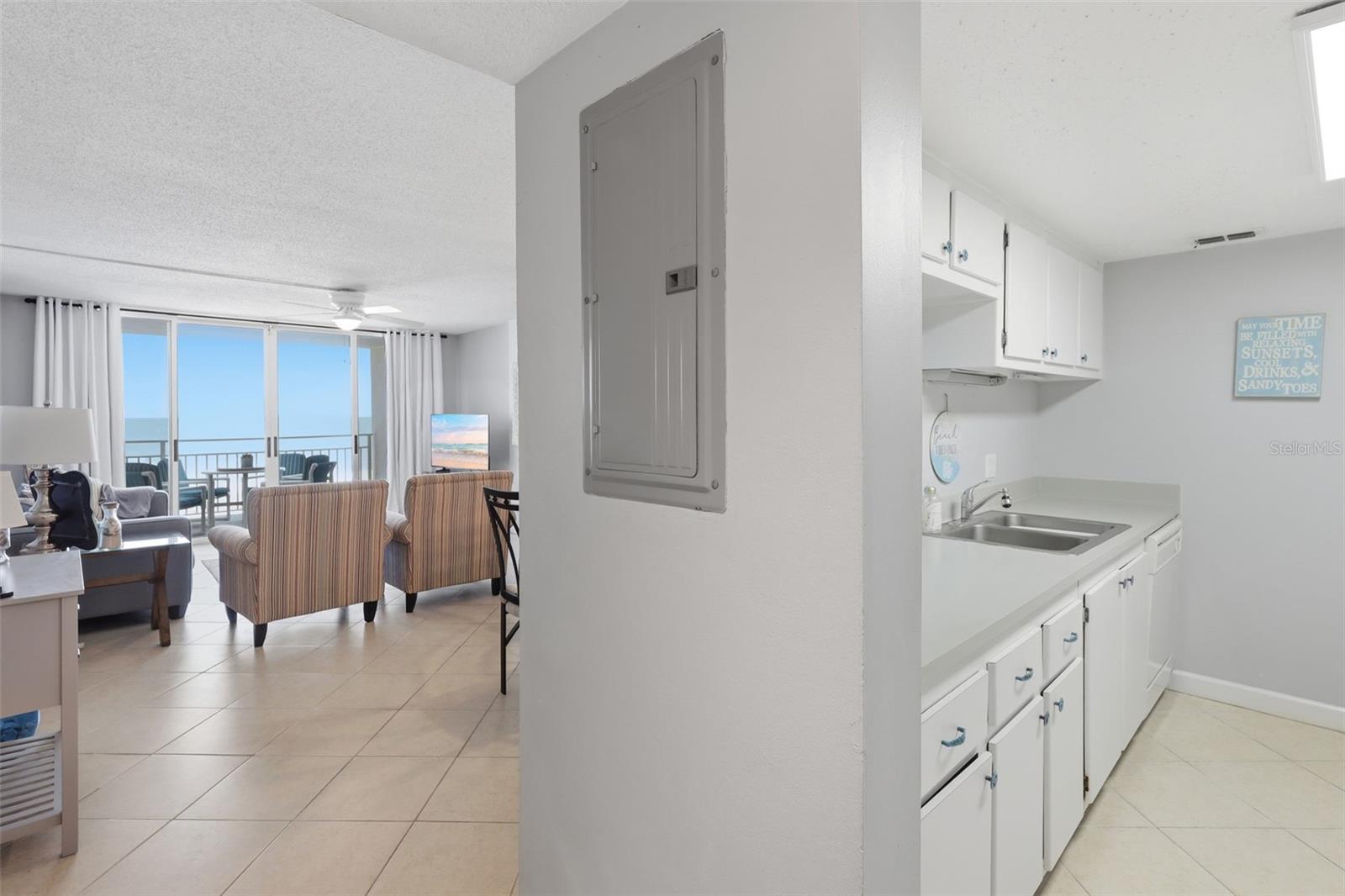 EAST WIND SOUTH & NORTH - Residential Lease