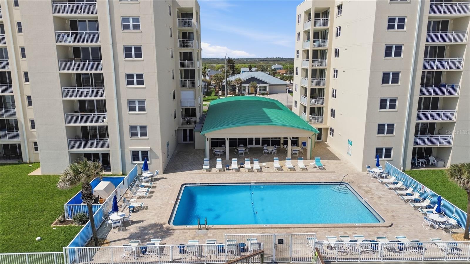 EAST WIND SOUTH & NORTH - Residential Lease