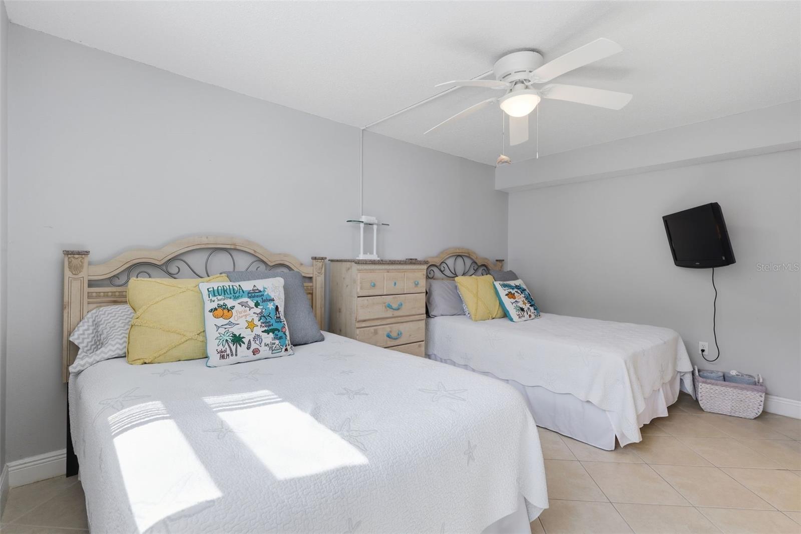 EAST WIND SOUTH & NORTH - Residential Lease