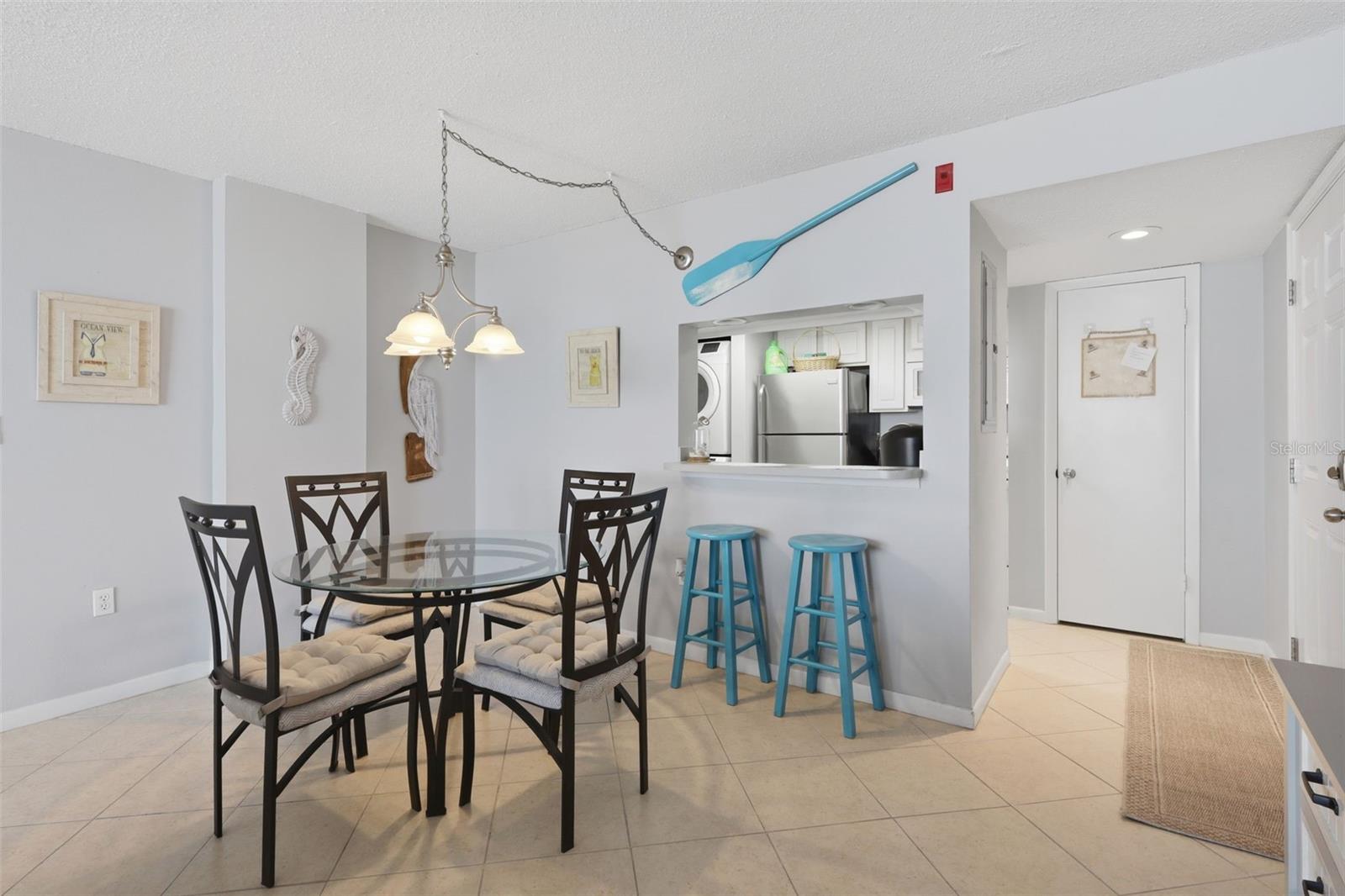 EAST WIND SOUTH & NORTH - Residential Lease