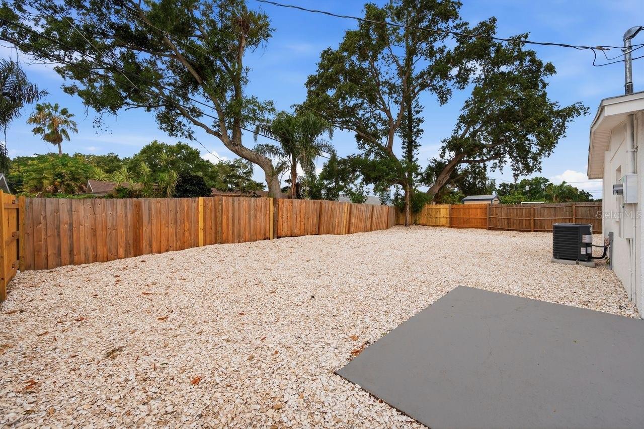 BAYSHORE GARDENS SEC 20 - Residential