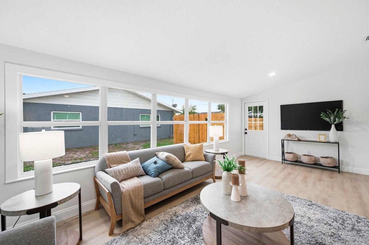 BAYSHORE GARDENS SEC 20 - Residential