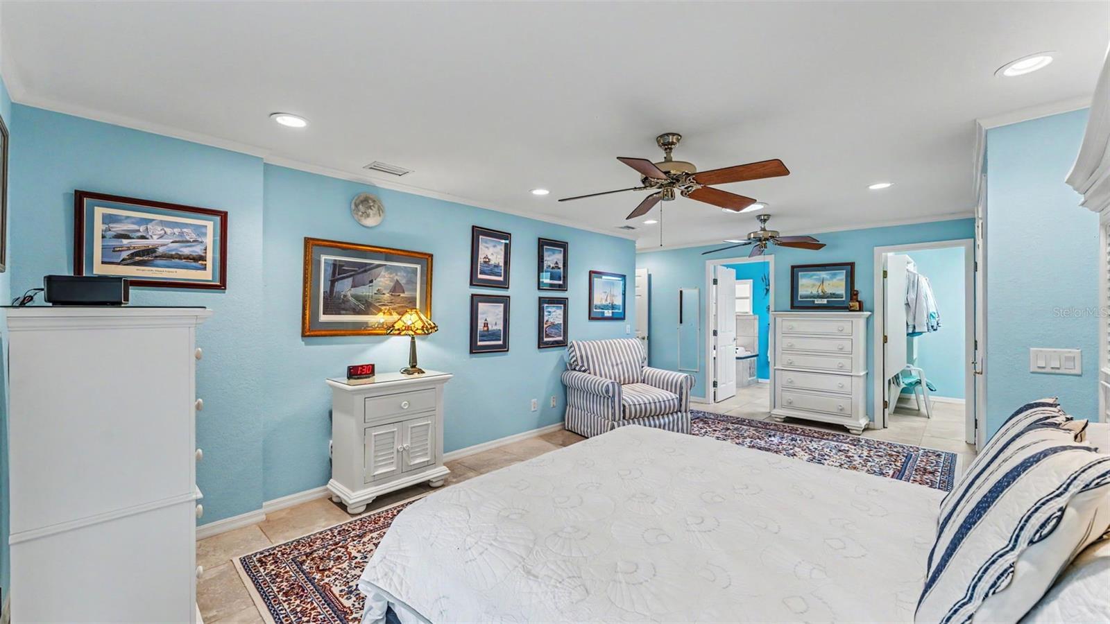 COUNTRY CLUB ESTATES SUB - Residential