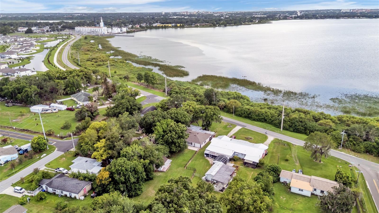 COUNTRY CLUB ESTATES SUB - Residential