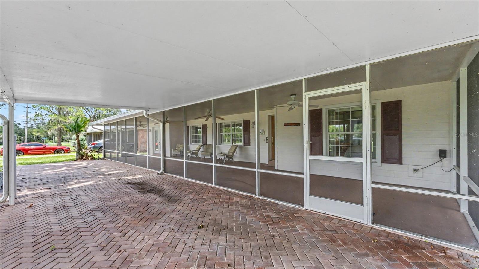 COUNTRY CLUB ESTATES SUB - Residential