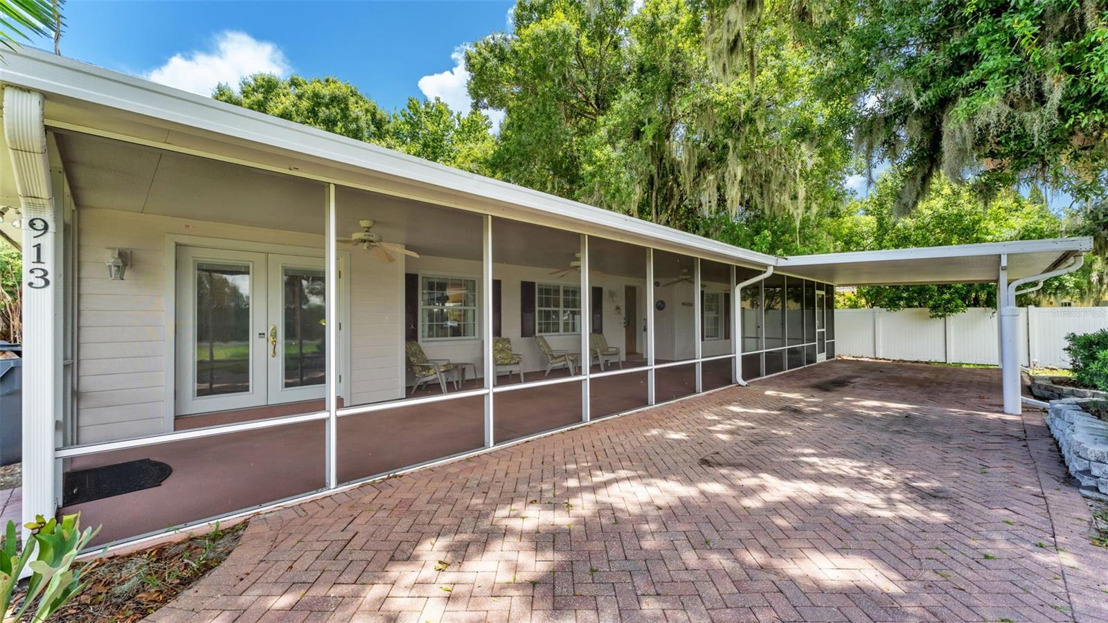 COUNTRY CLUB ESTATES SUB - Residential