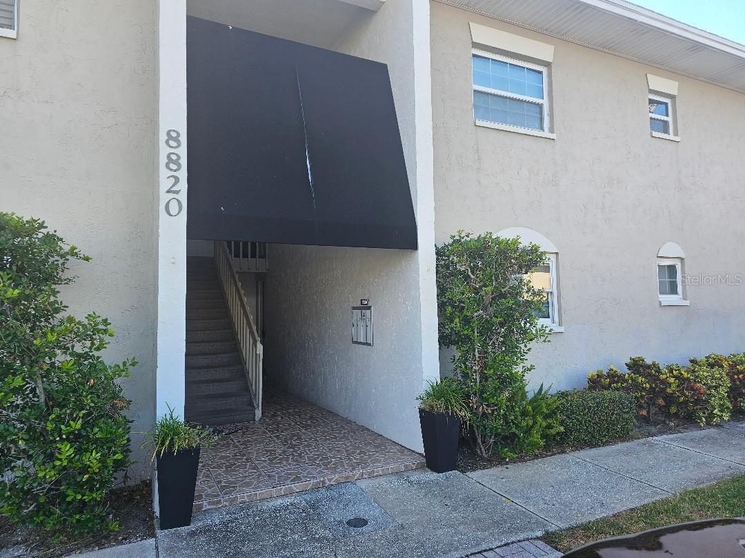 BAY POINTE WATERFRONT CONDOMINIUMS - Residential