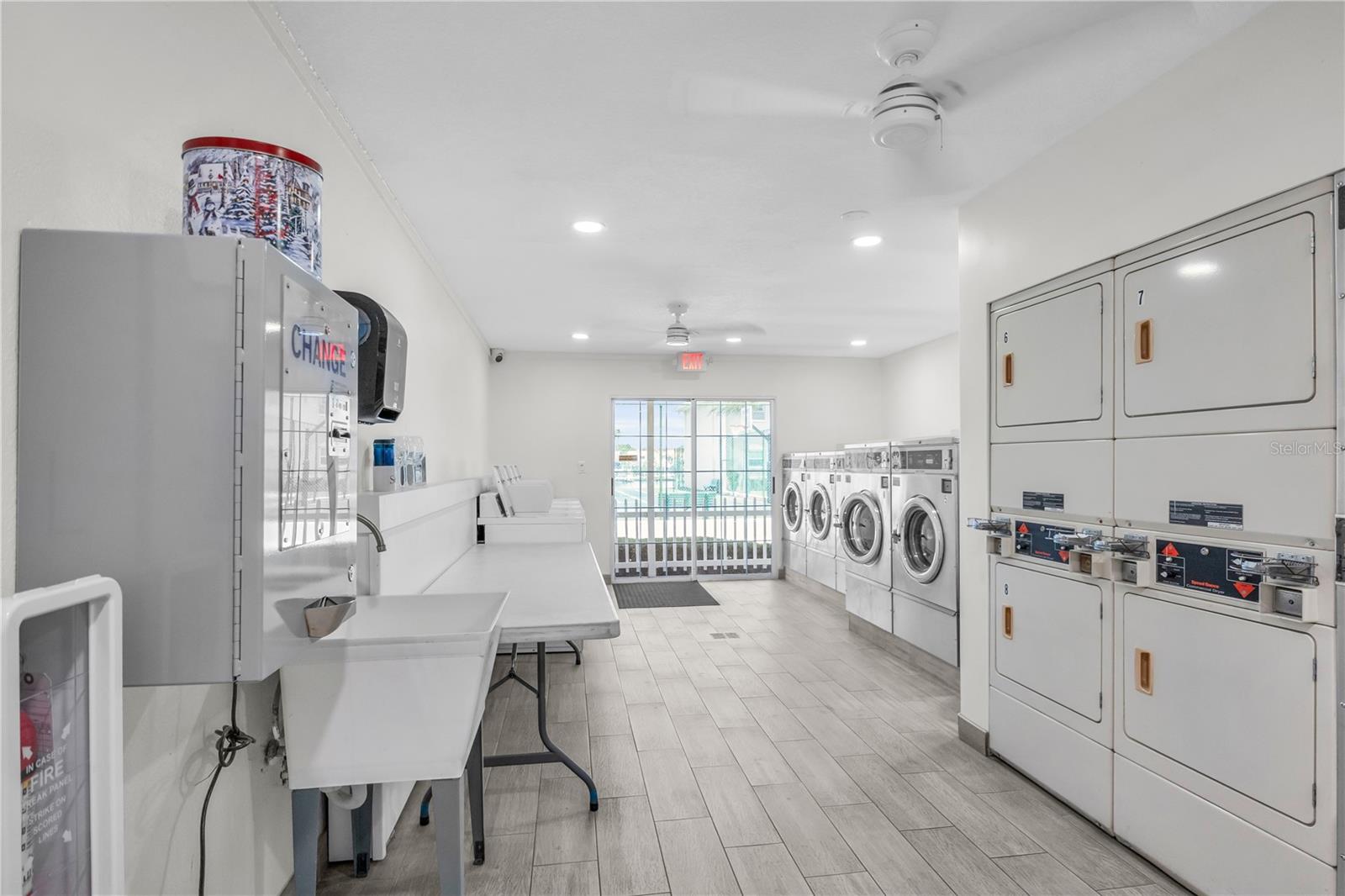 BAY POINTE WATERFRONT CONDOMINIUMS - Residential