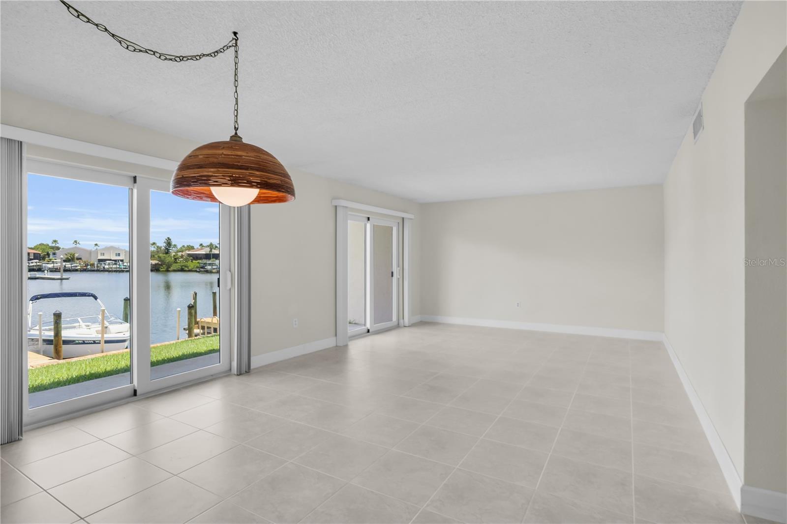 BAY POINTE WATERFRONT CONDOMINIUMS - Residential
