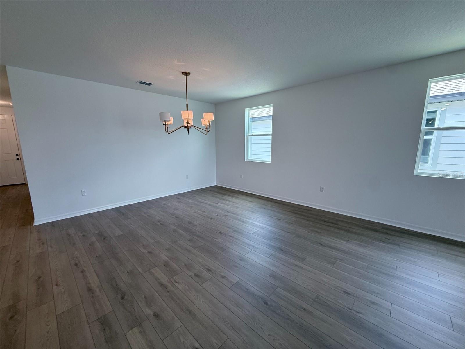 TRAILSIDE - Residential