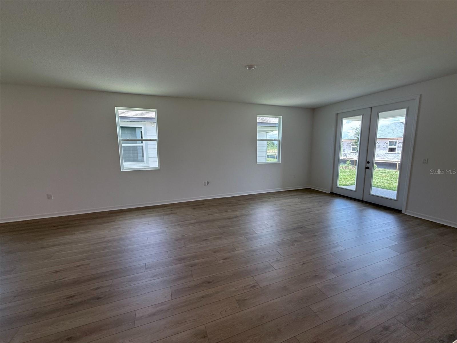 TRAILSIDE - Residential