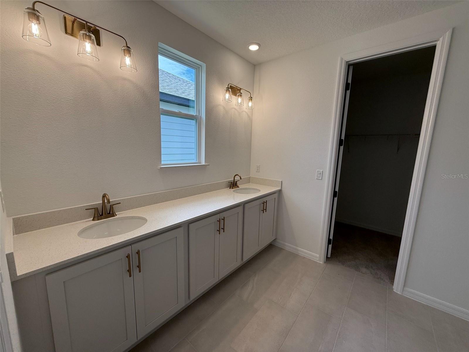 TRAILSIDE - Residential
