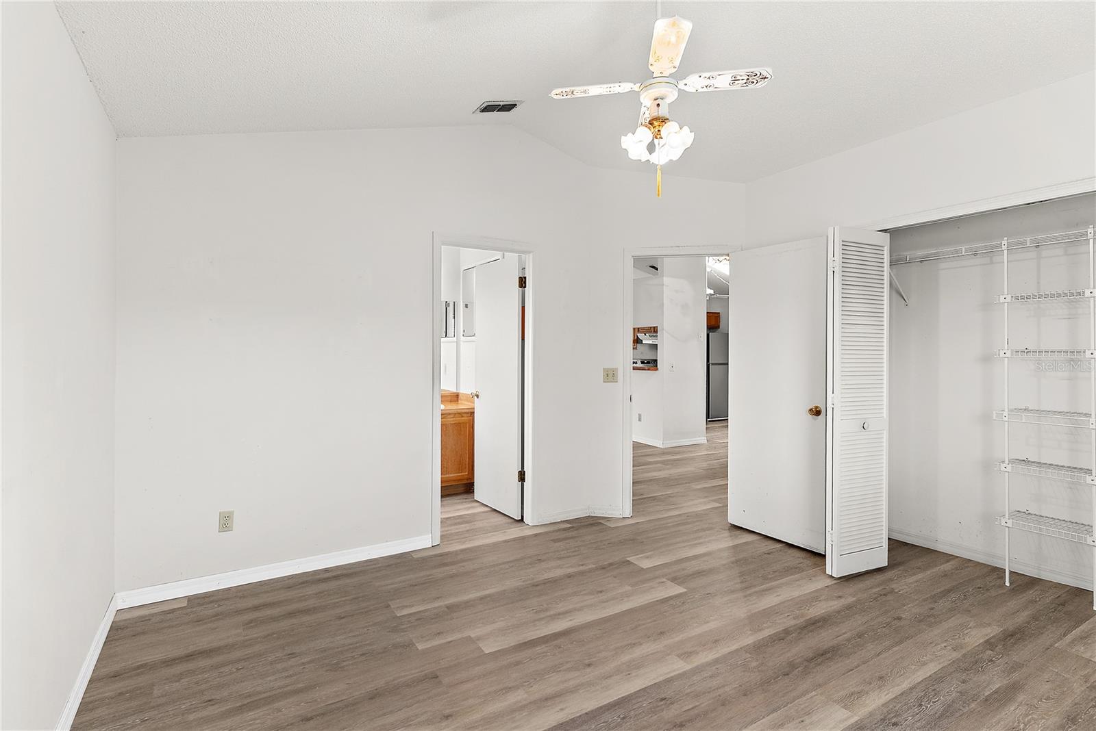 SOUTHRIDGE - Residential