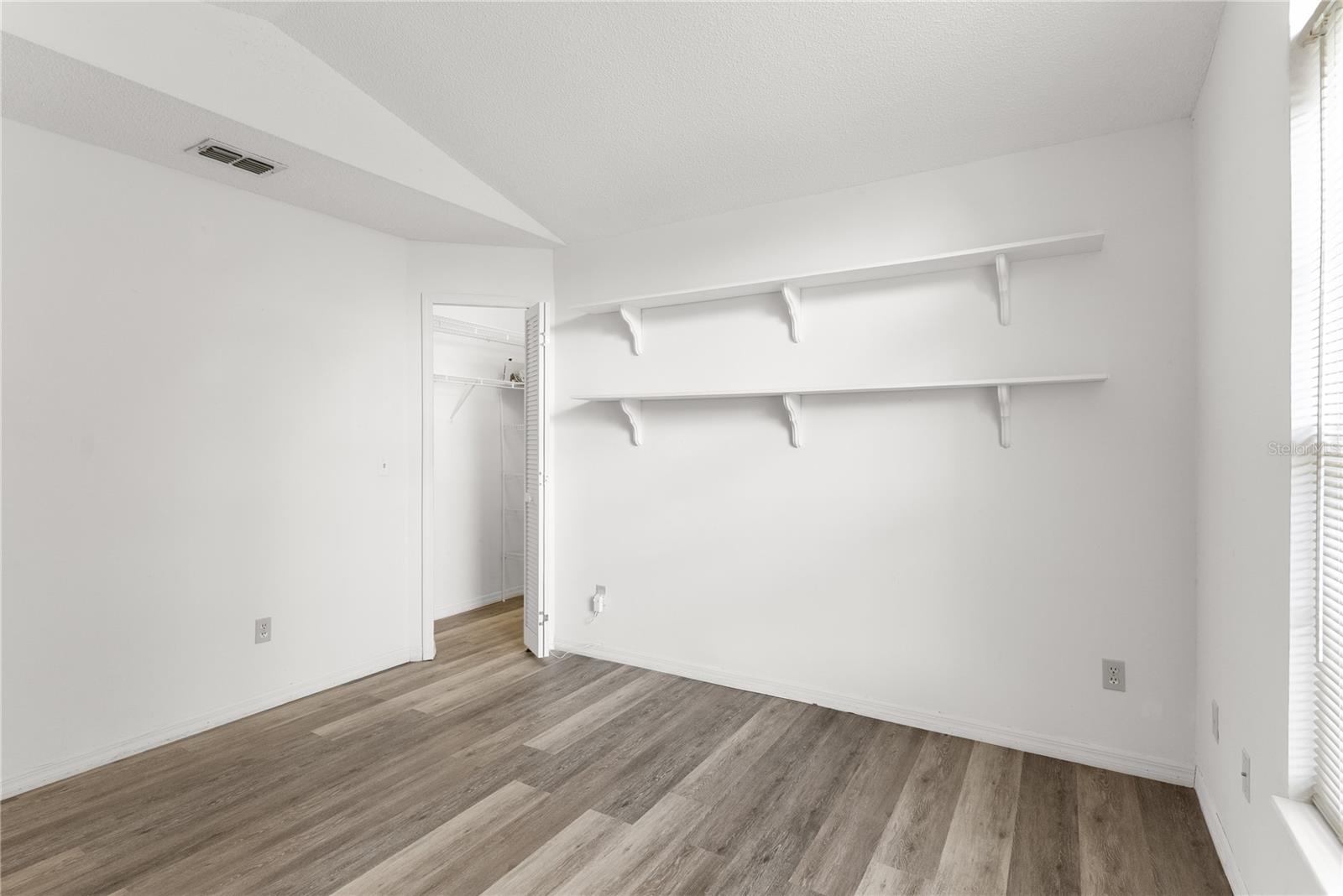 SOUTHRIDGE - Residential