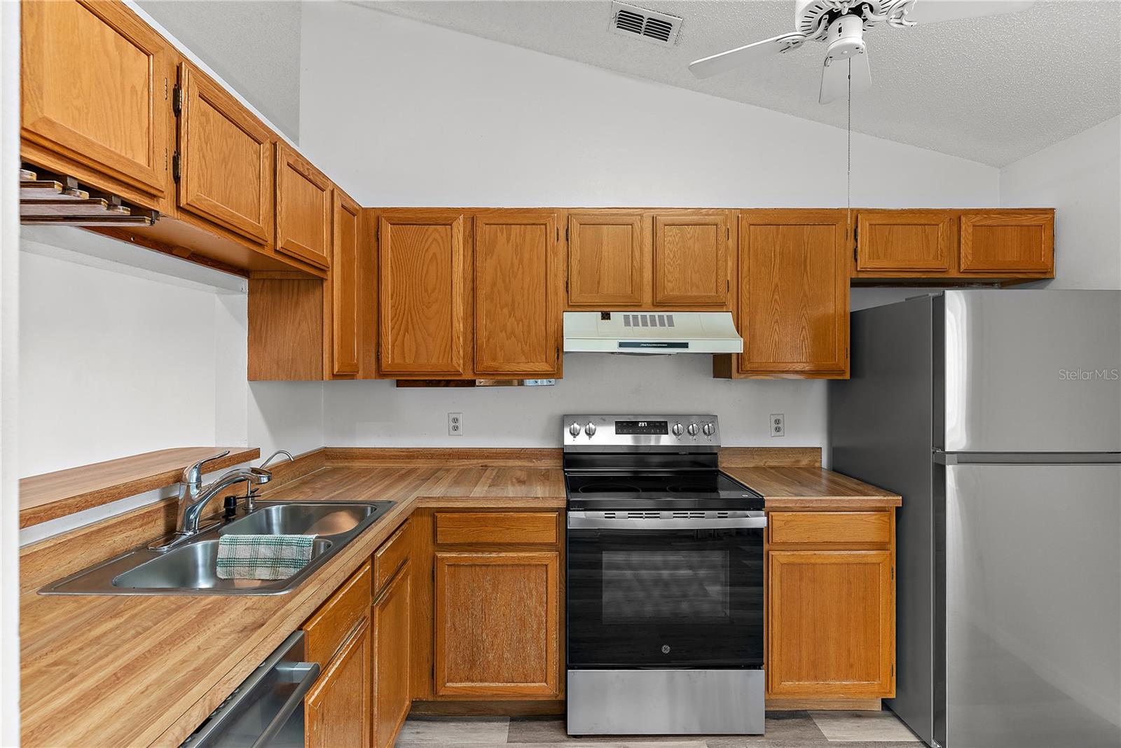 SOUTHRIDGE - Residential