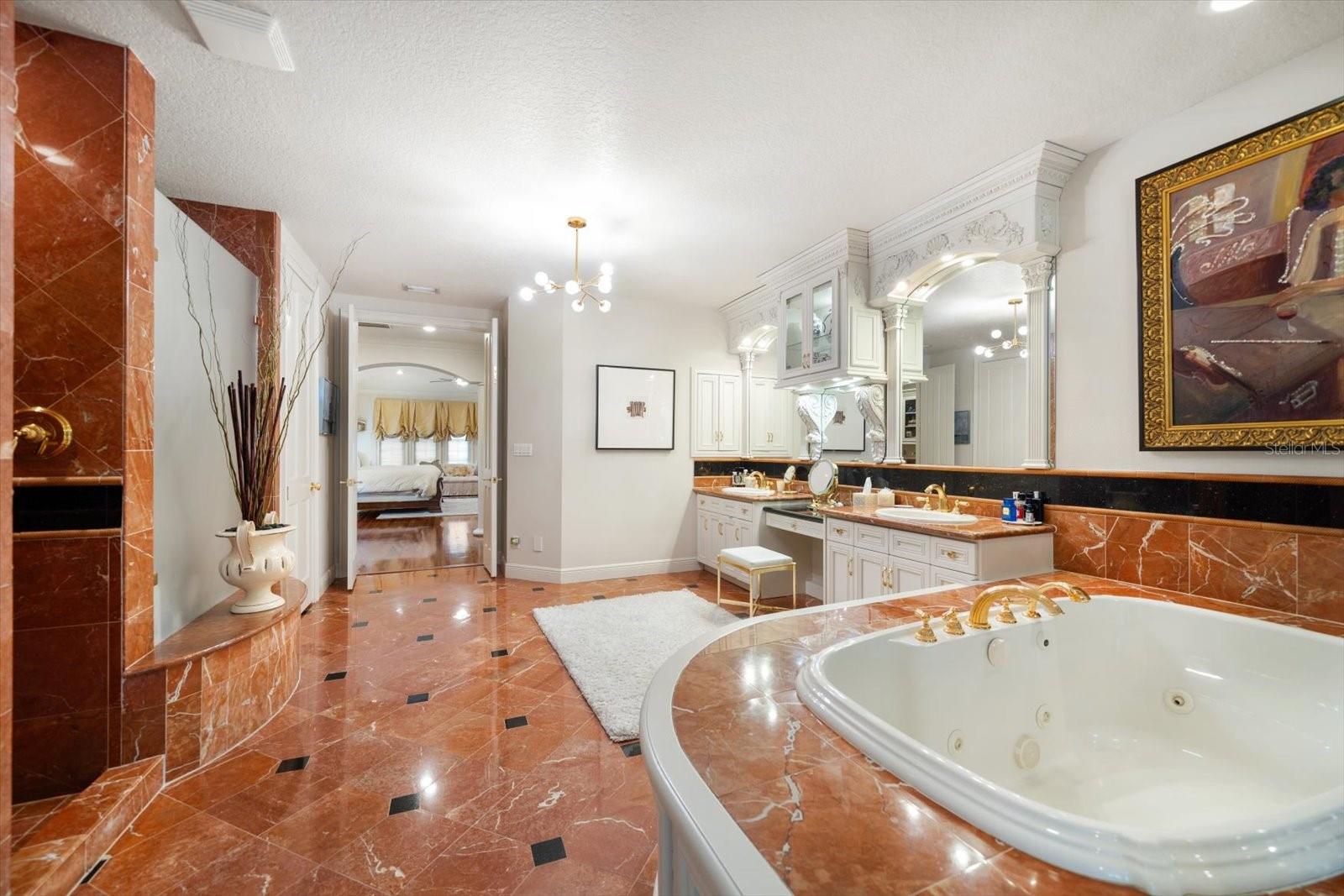 COACHMAN LAKES ESTATES - Residential