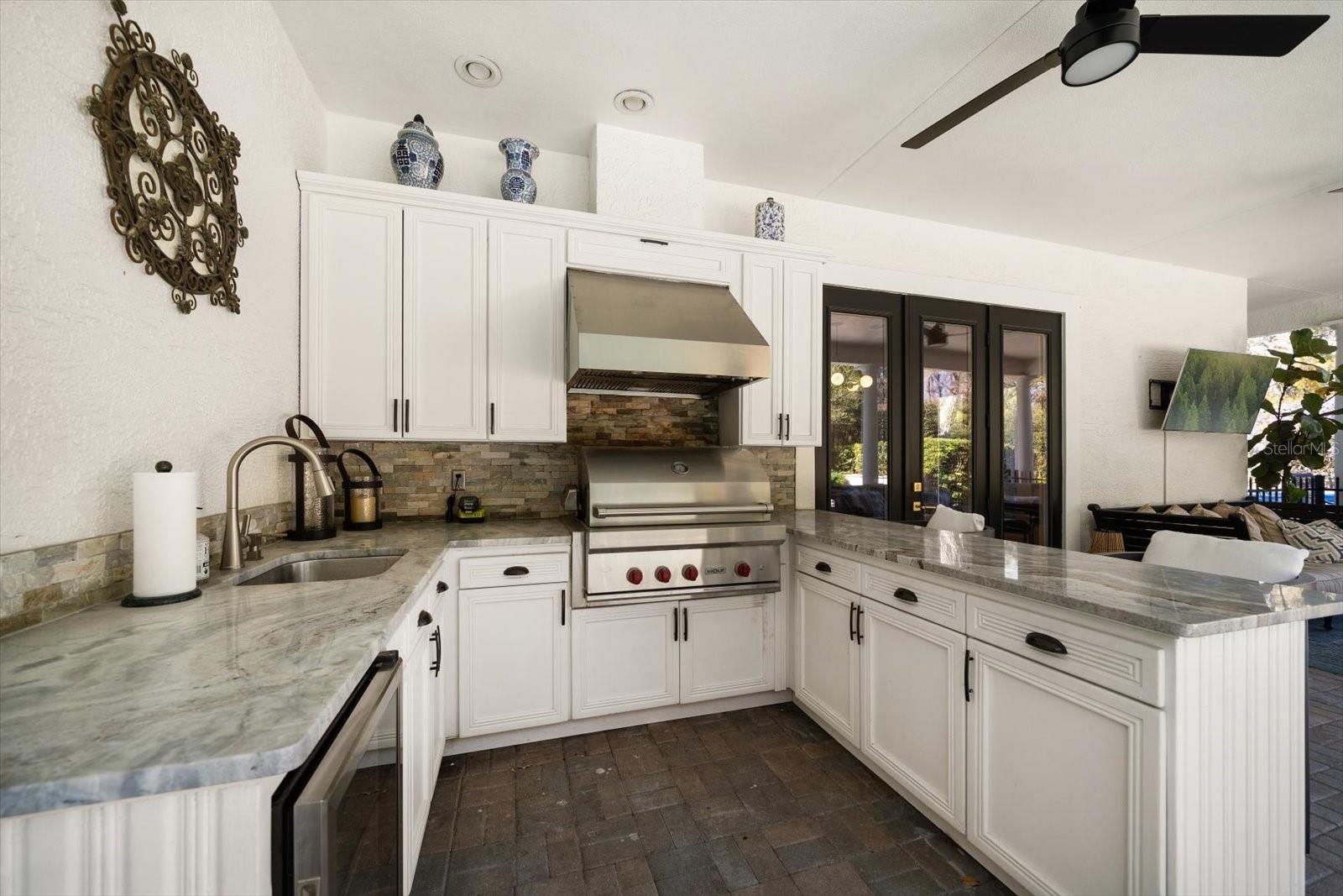COACHMAN LAKES ESTATES - Residential