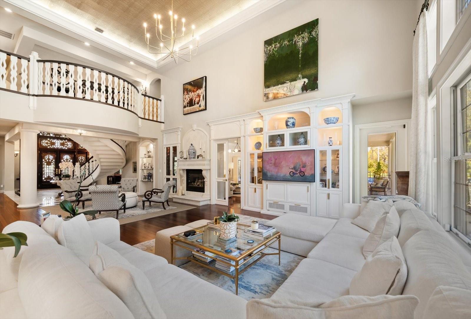 COACHMAN LAKES ESTATES - Residential