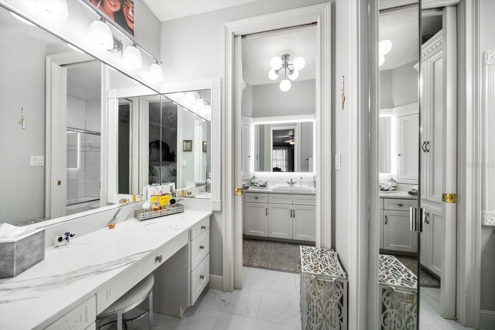 COACHMAN LAKES ESTATES - Residential