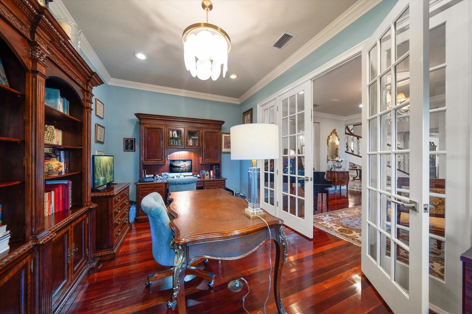 COACHMAN LAKES ESTATES - Residential