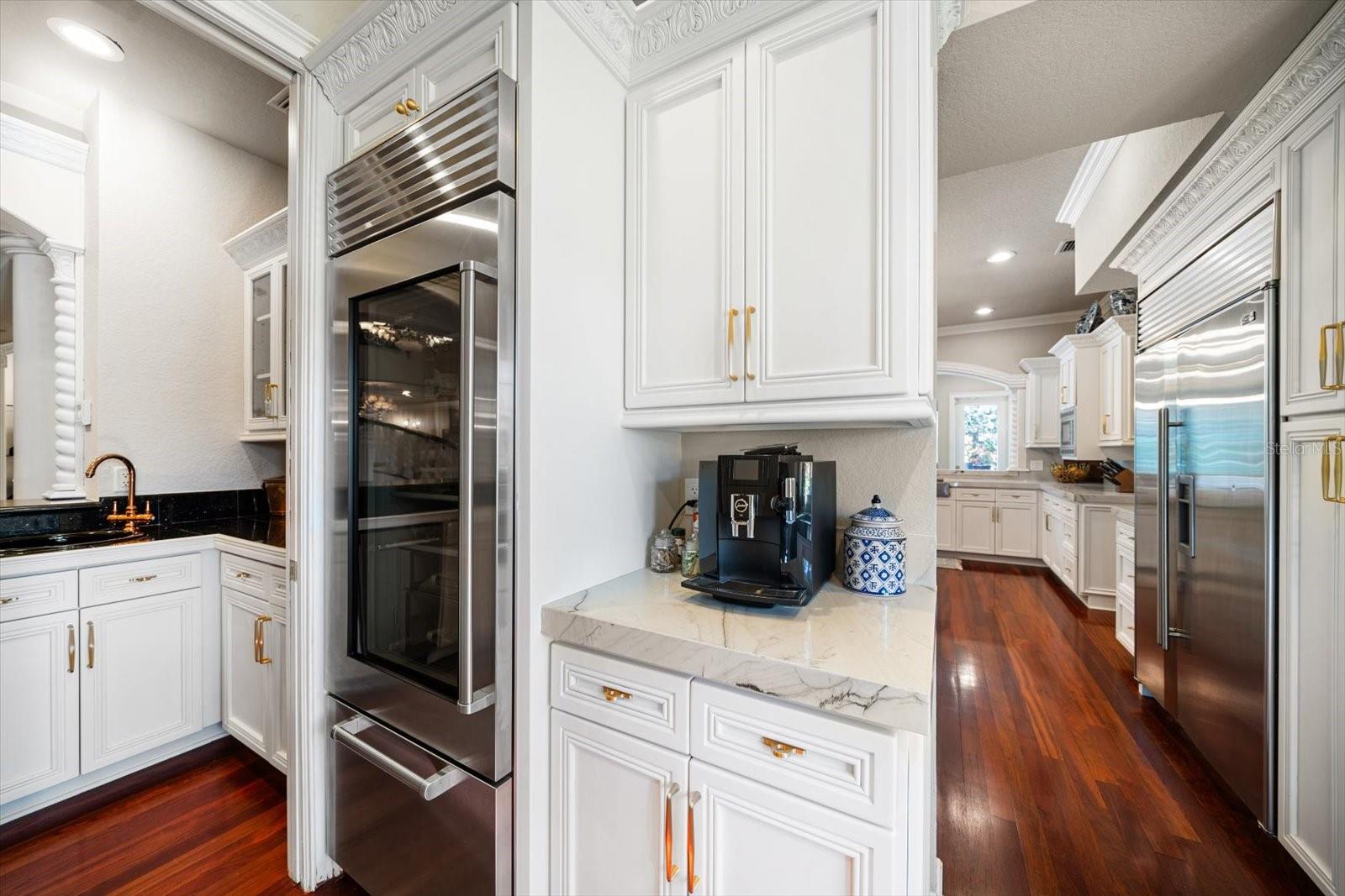 COACHMAN LAKES ESTATES - Residential