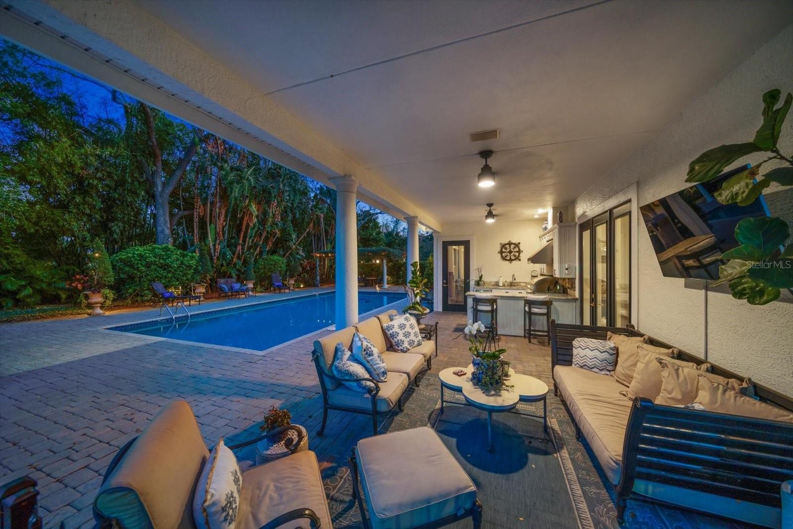 COACHMAN LAKES ESTATES - Residential