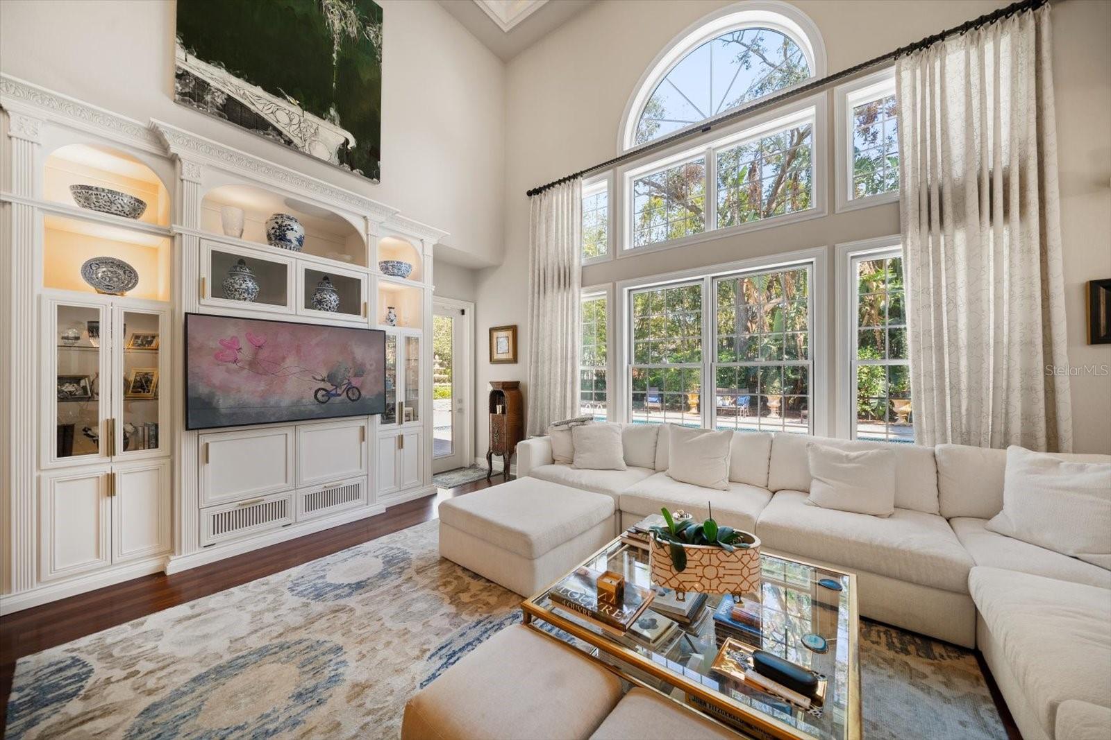 COACHMAN LAKES ESTATES - Residential