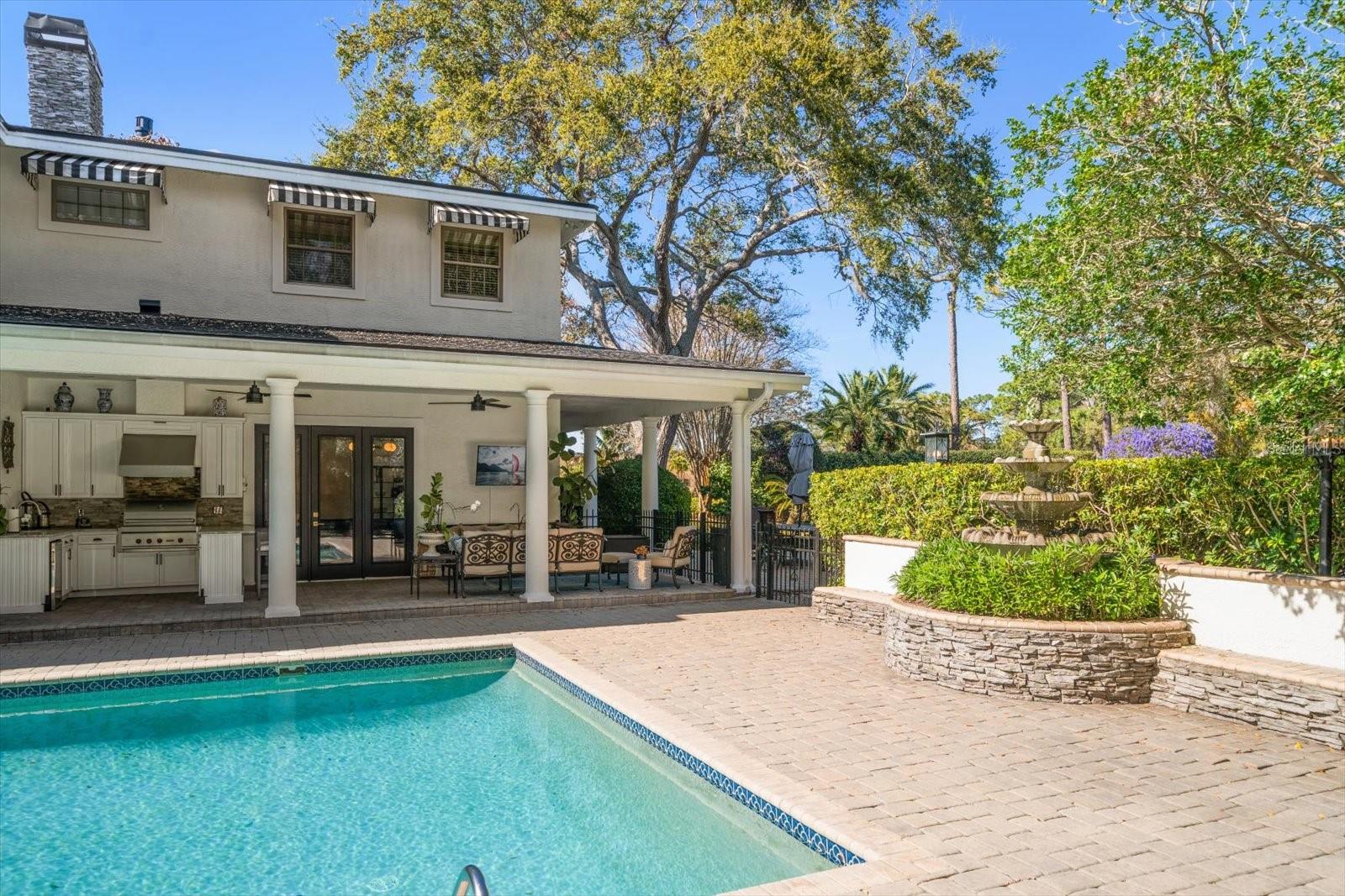 COACHMAN LAKES ESTATES - Residential