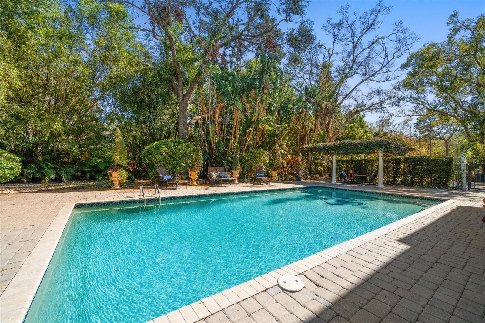 COACHMAN LAKES ESTATES - Residential