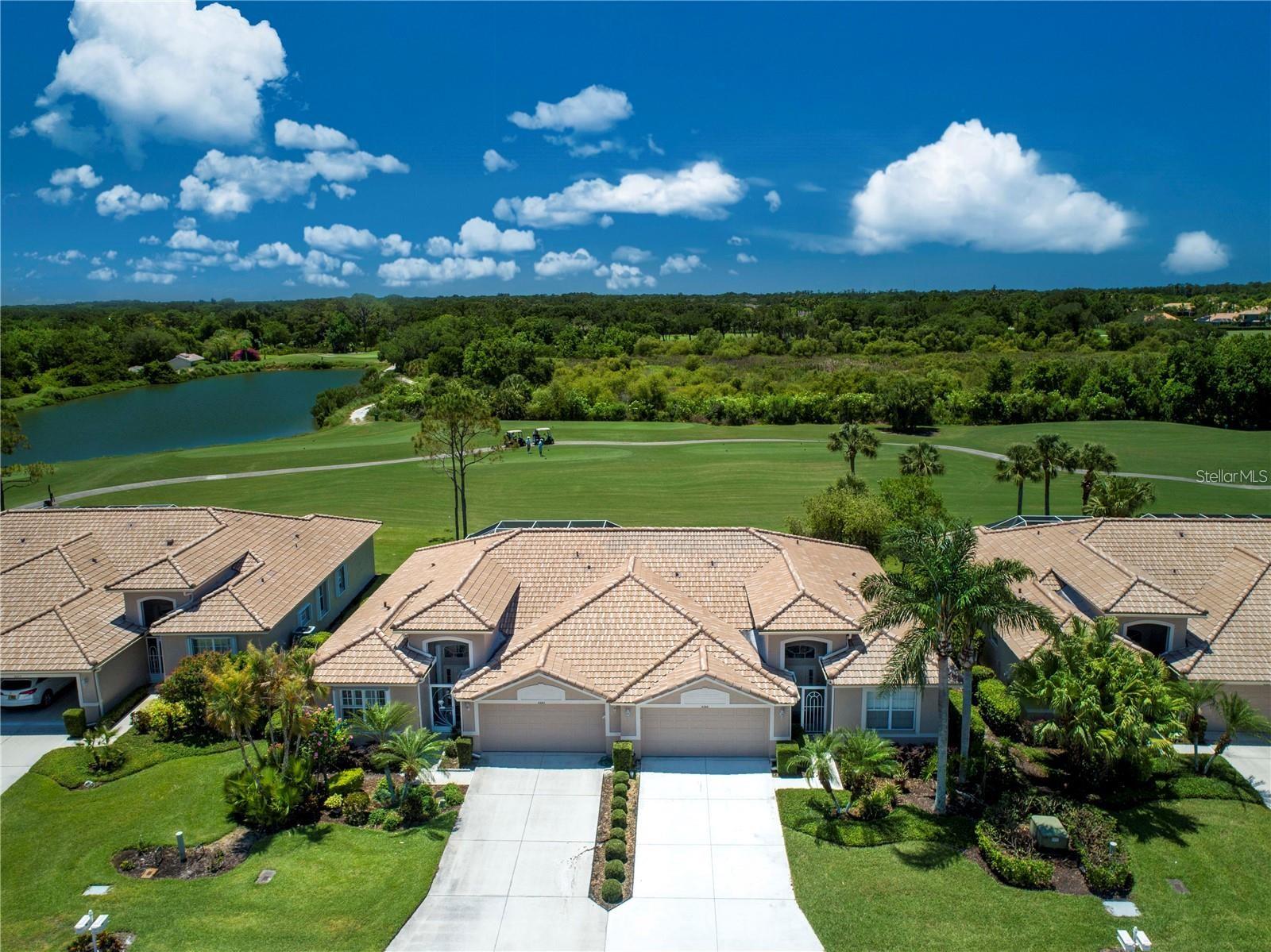 HERITAGE OAKS GOLF & COUNTRY CLUB - Residential