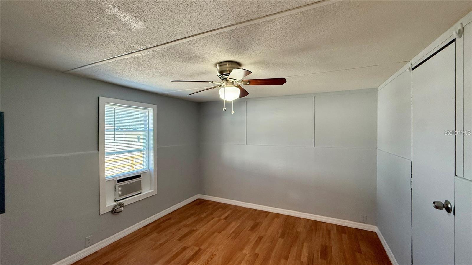 ELLISON PARK SUB - Residential Lease