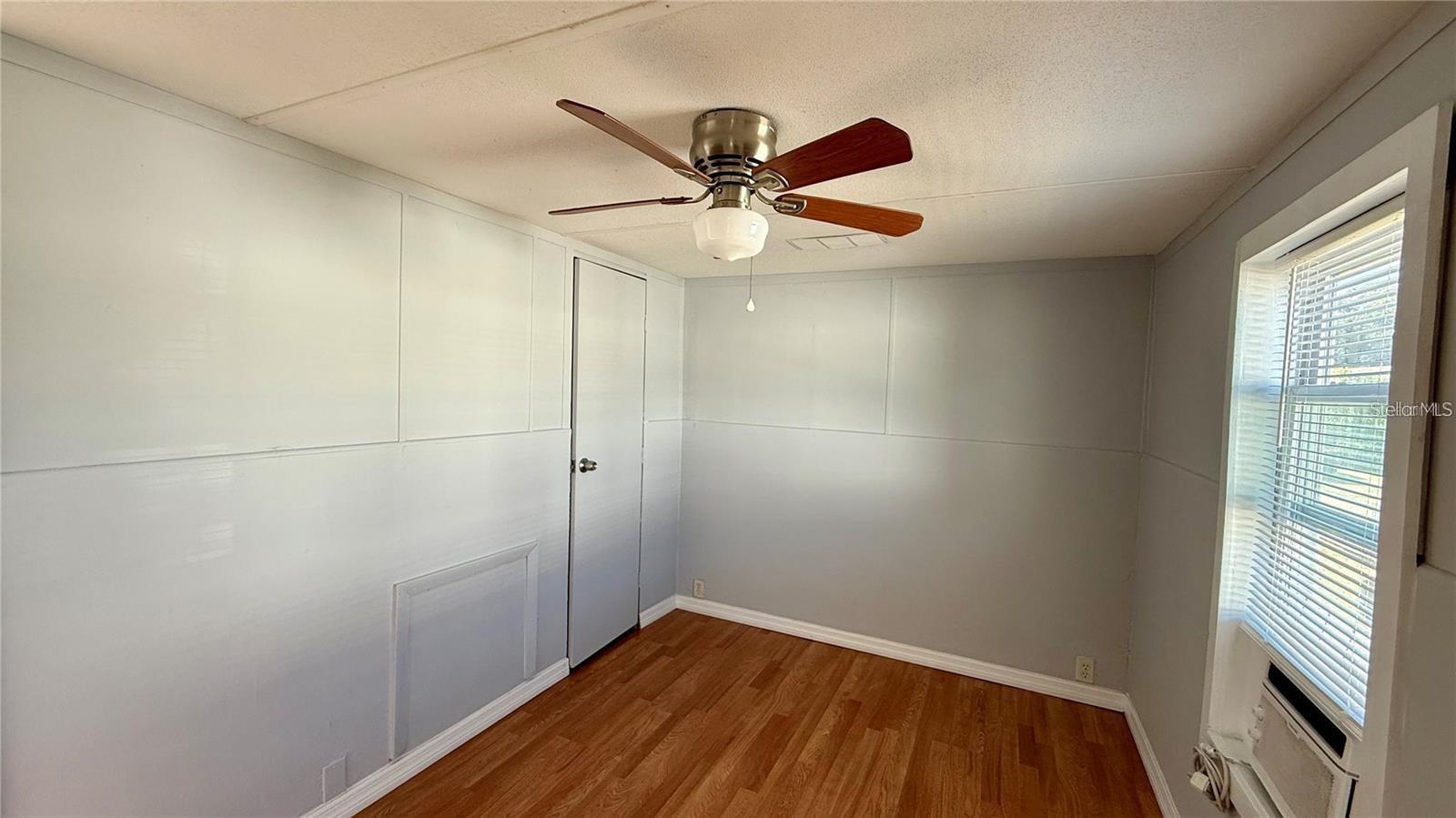 ELLISON PARK SUB - Residential Lease