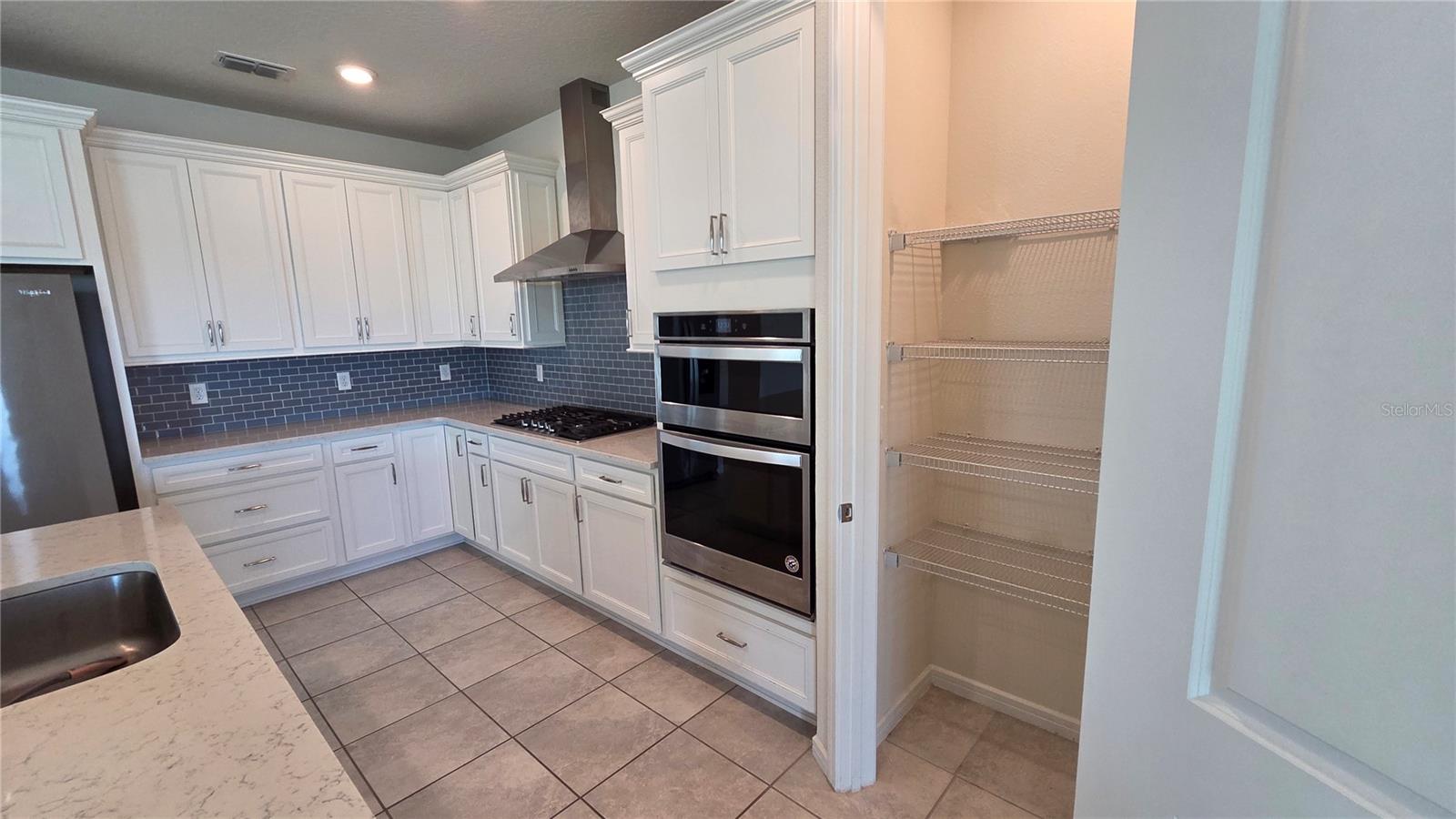 ISLES/LK NONA PH 1A - Residential Lease