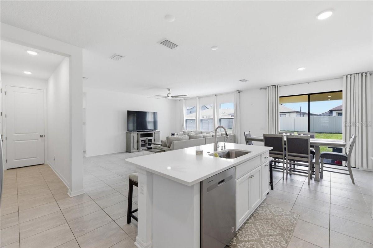 AVALON WEST - Residential