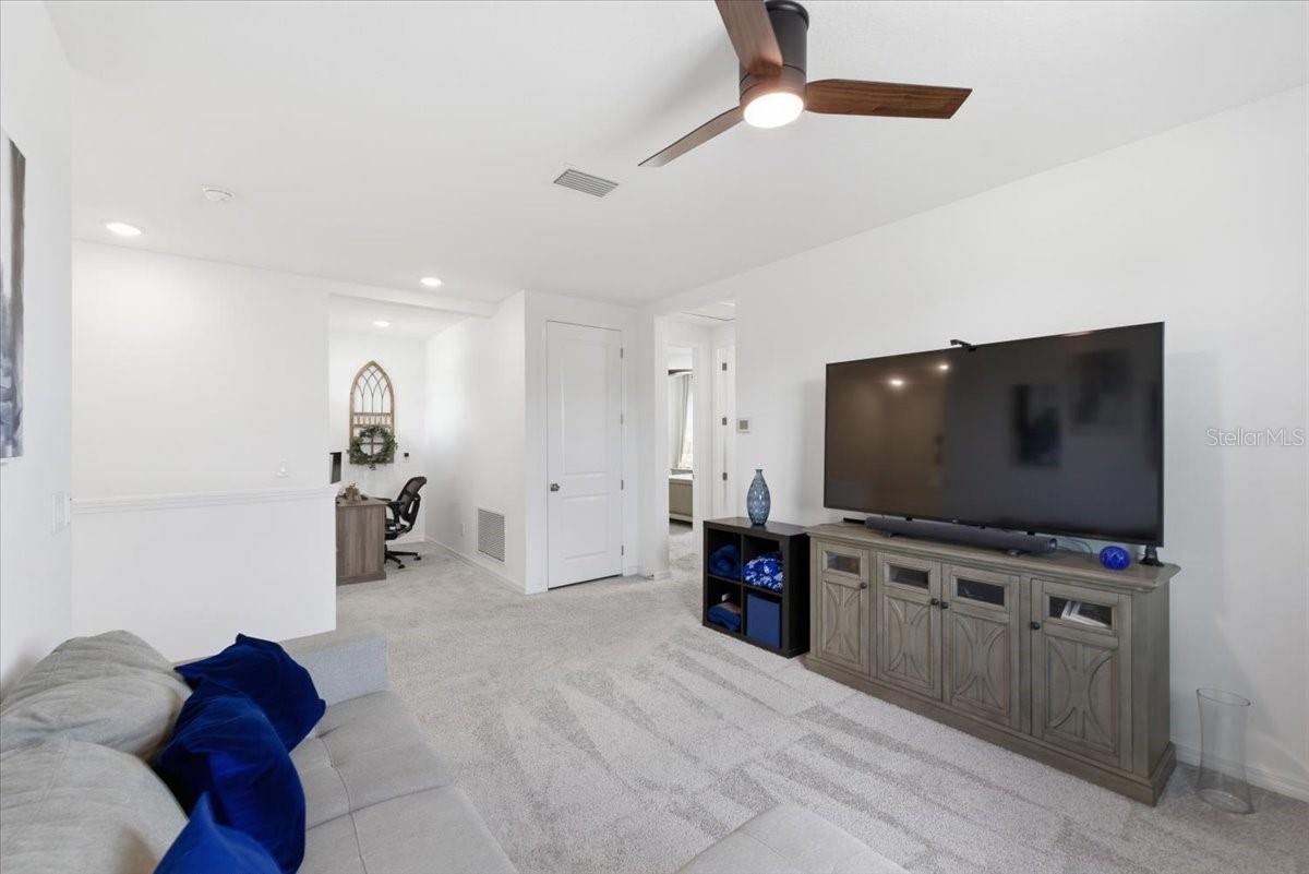 AVALON WEST - Residential