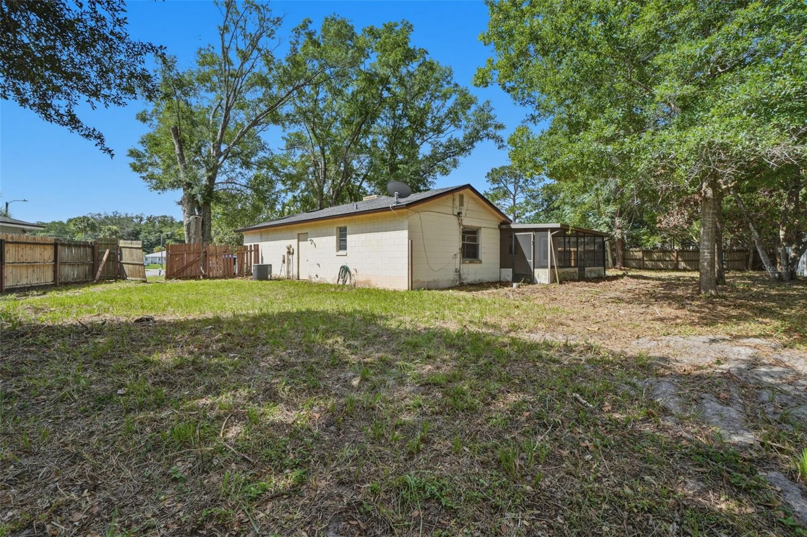 LAKEWOOD FOREST - Residential