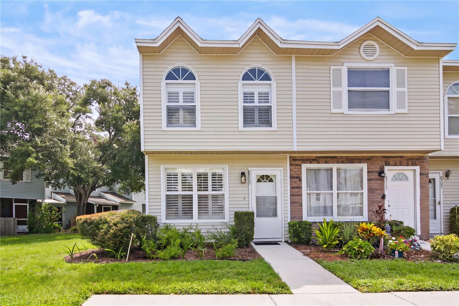 COPPERFIELD TWNHMS - Residential