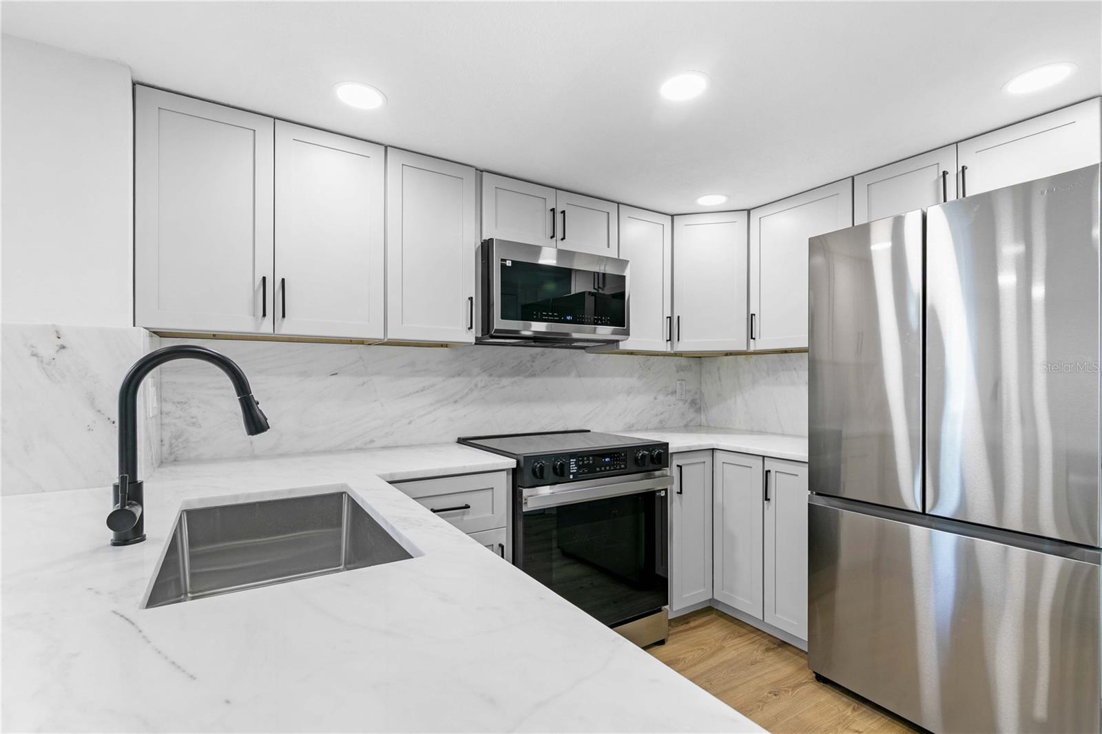 COPPERFIELD TWNHMS - Residential