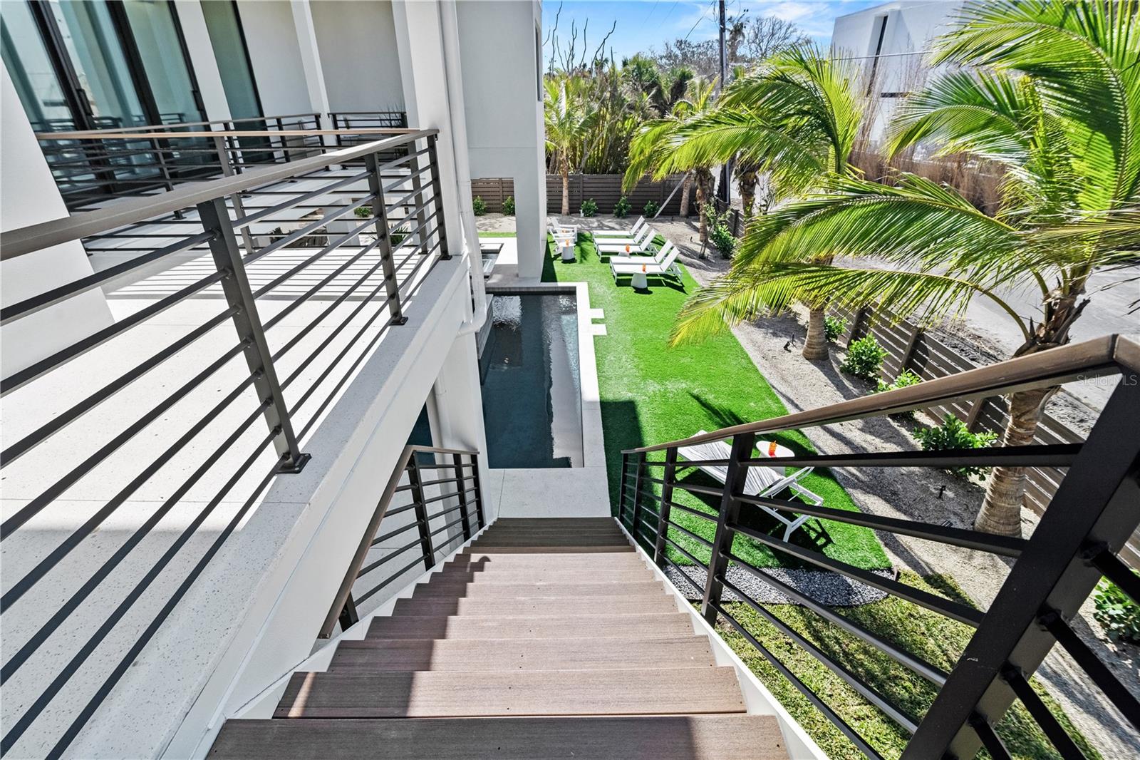 POINT O ROCKS TERRACE ADD - Residential