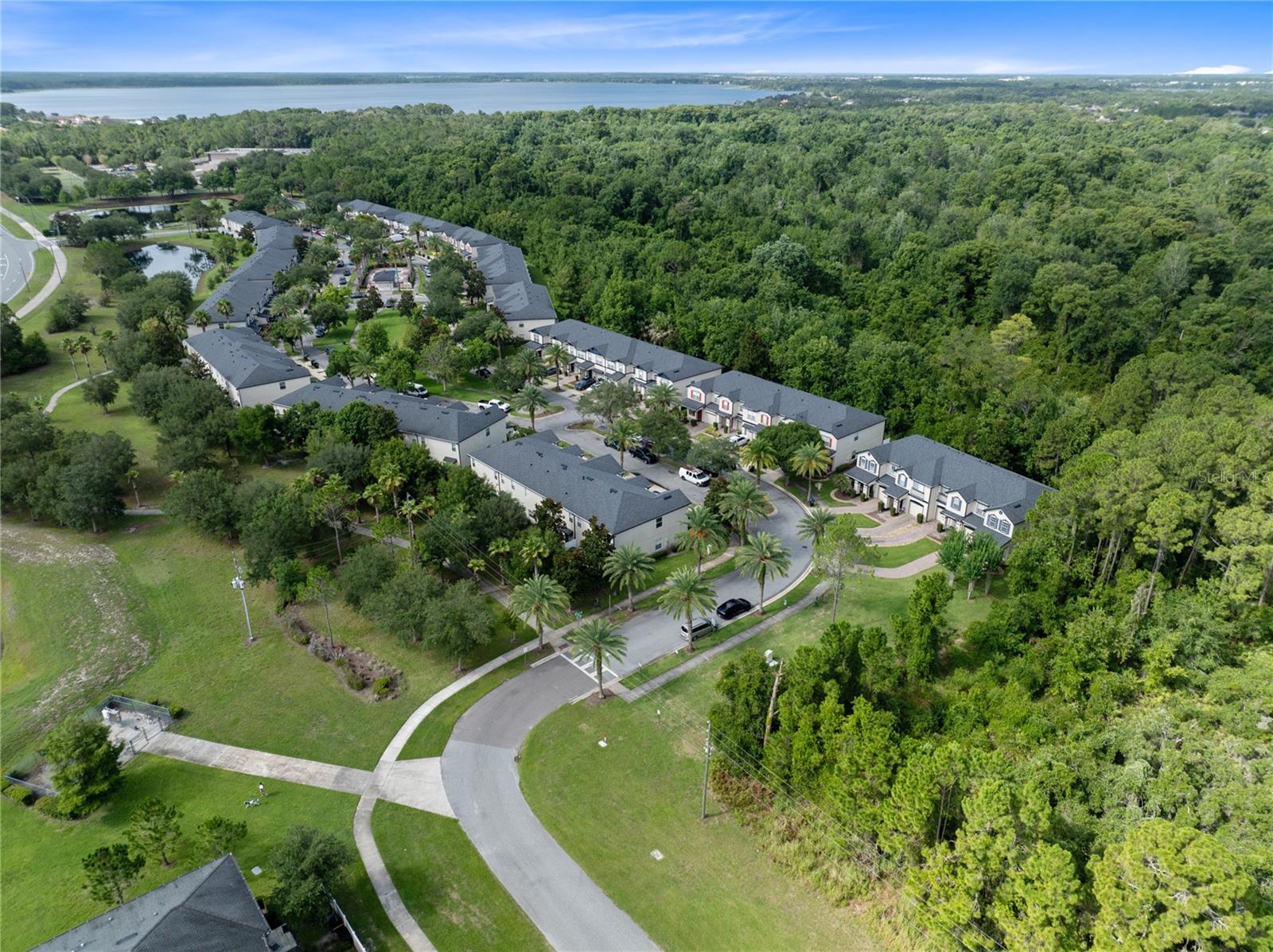 MOSS PARK COMMONS - Residential