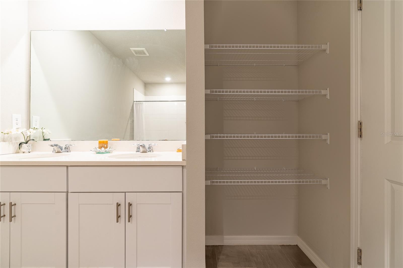 BRISTOL MDWS PH 1A & 1B - Residential