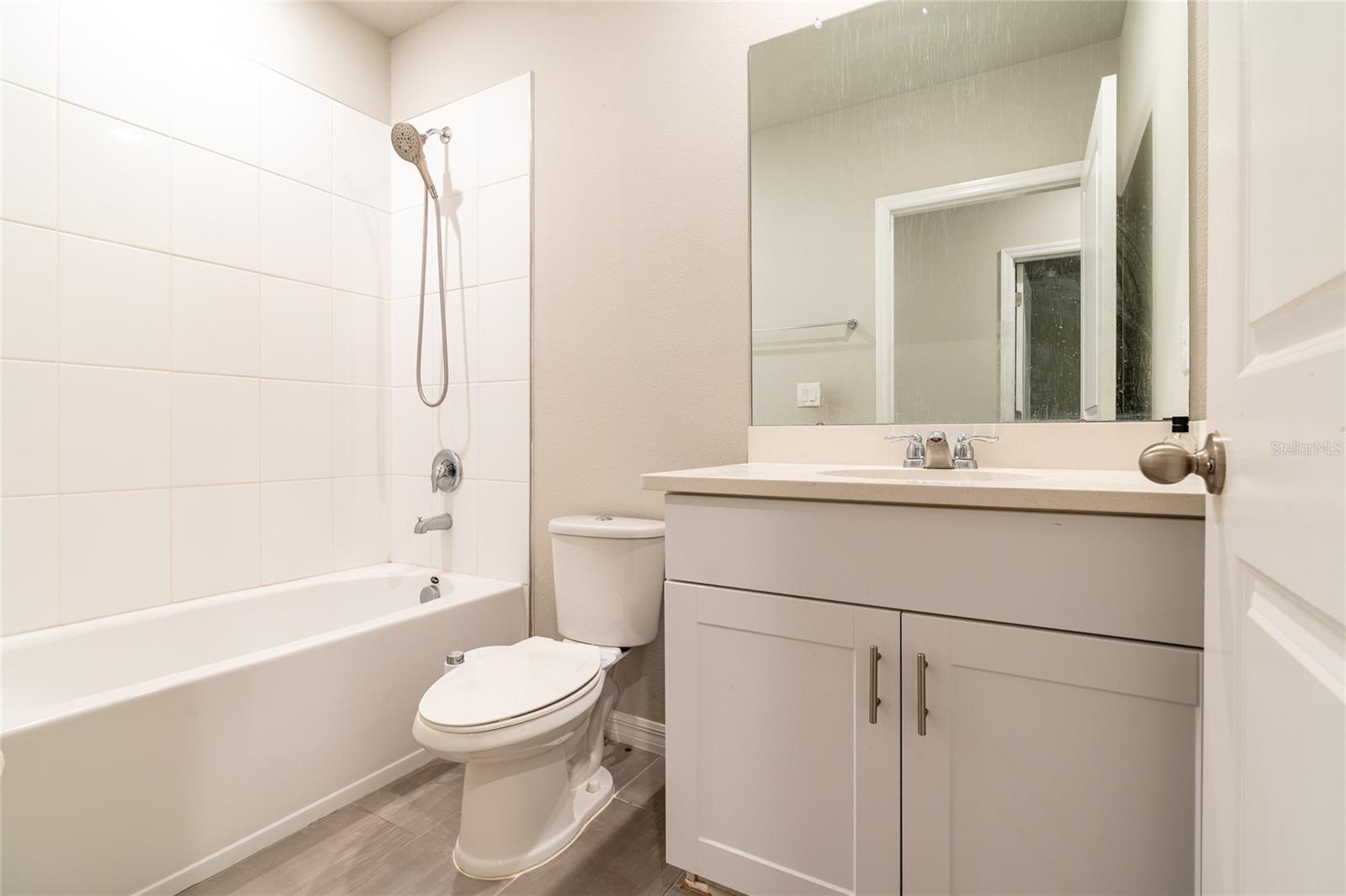 BRISTOL MDWS PH 1A & 1B - Residential