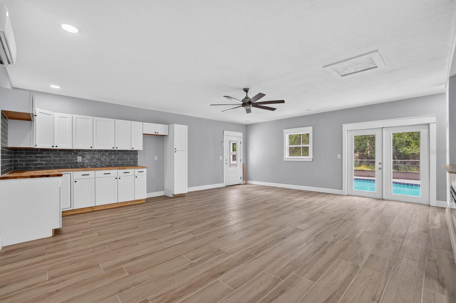 PLANTATION PINES UNREC 246 - Residential