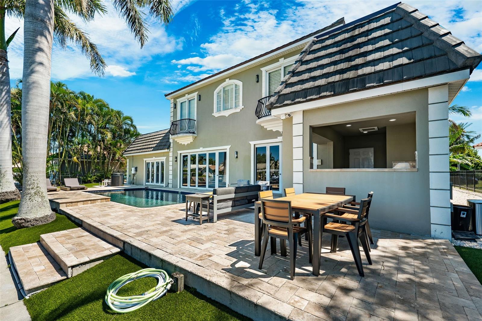 BAYWAY ISLES - Residential